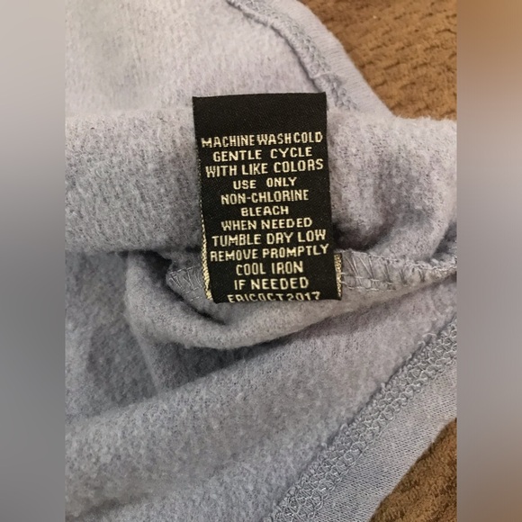 NWOT Vanilla Star Soft Periwinkle Shoulder Cut-Out Drawstring Cropped Hoodie - M - Picture 6 of 6